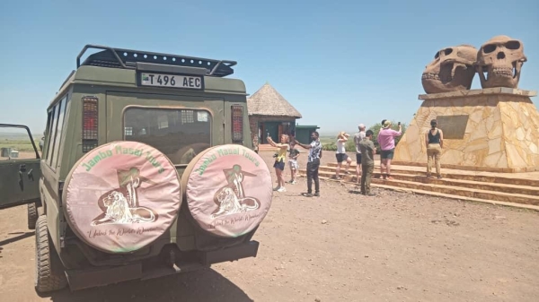 4-Day Private Xclusive Mid Range Safari to Wild Escape