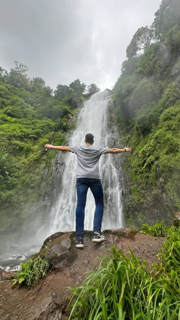 1-Day Trip to Materuni Waterfalls, Coffee, Hiking